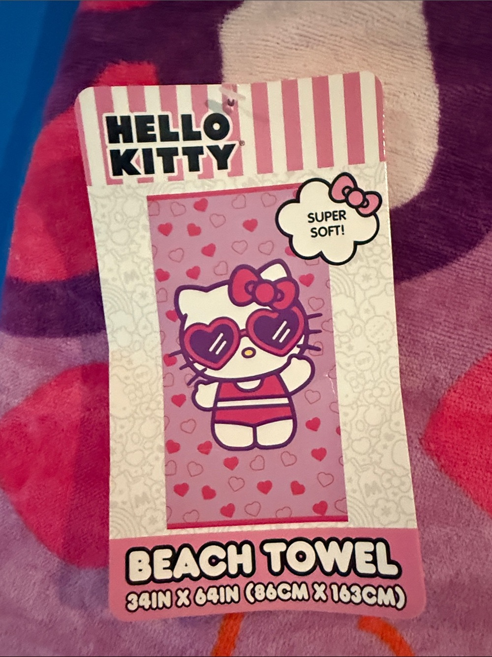 NWT Hello Kitty Pink Purple & Orange Heart Beach Towel - Picture 2 of 2